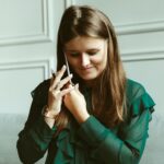 Descubre el término correcto: blusa para mujer